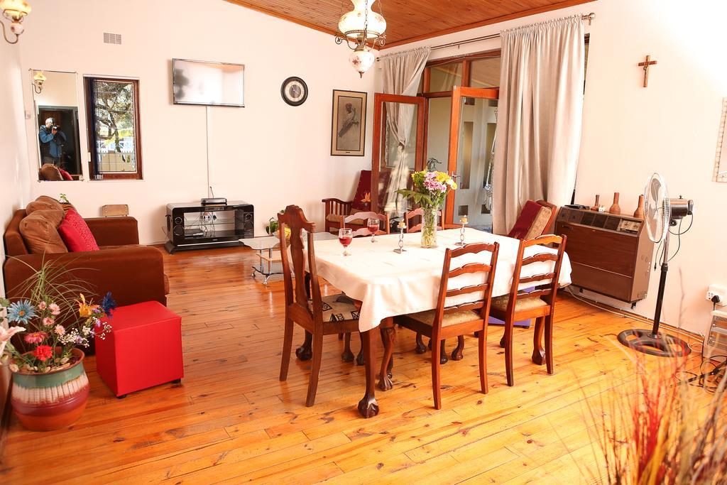 Oudtshoorn Homestay Accommodation Luaran gambar