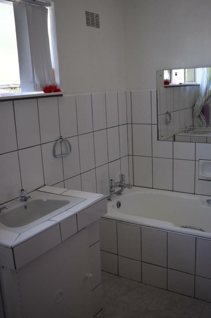 Oudtshoorn Homestay Accommodation Luaran gambar